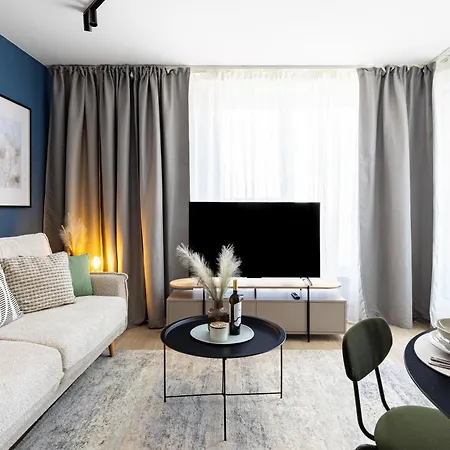 Danubius One شقة *